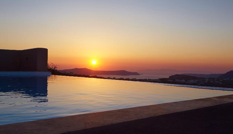 North Santorini A Luxury Spa Hotel Πύργος Εξωτερικό φωτογραφία